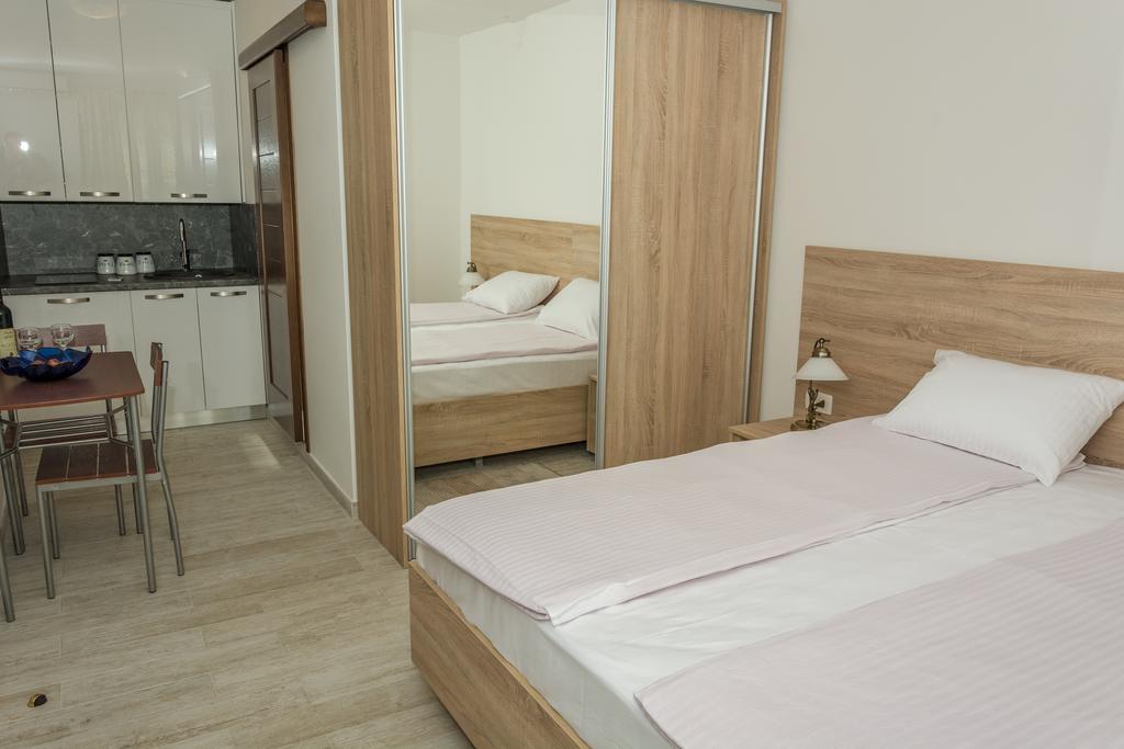 Apartmani Mendula Budva Extérieur photo